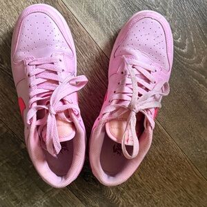 Nike Pink Women's Sneakers